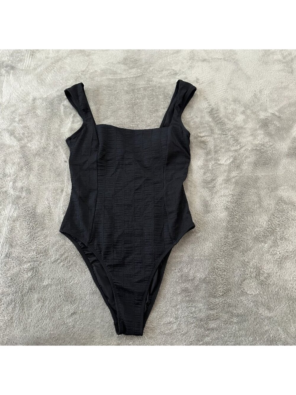 NWT Cupshe x Kittenish Black One Piece Swimsuit Women's MEDIUM Modest Swim - Picture 1 of 3